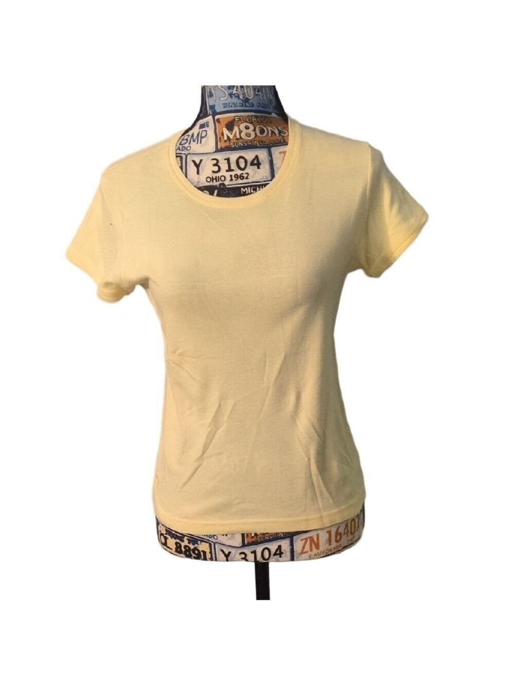 Lilly Pulitzer Vintage Yellow Tee Size Large
